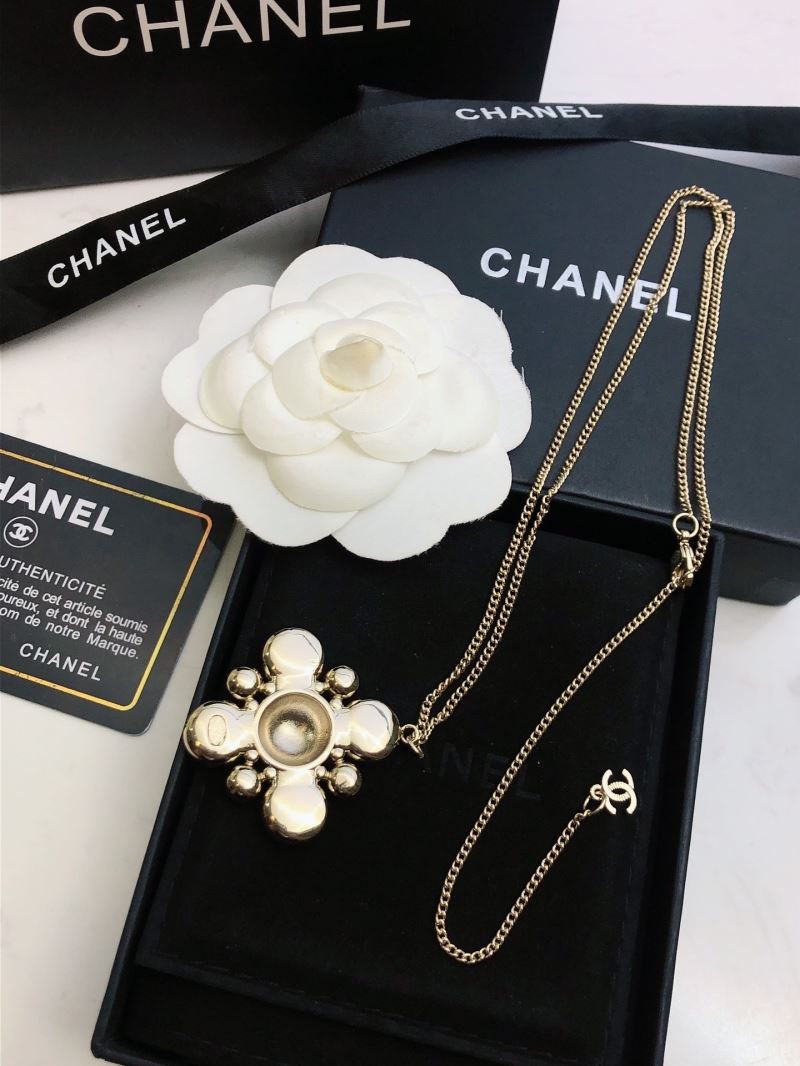 Chanel Necklaces